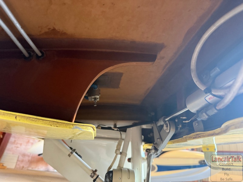 Lancair 320/360 N36KL photo